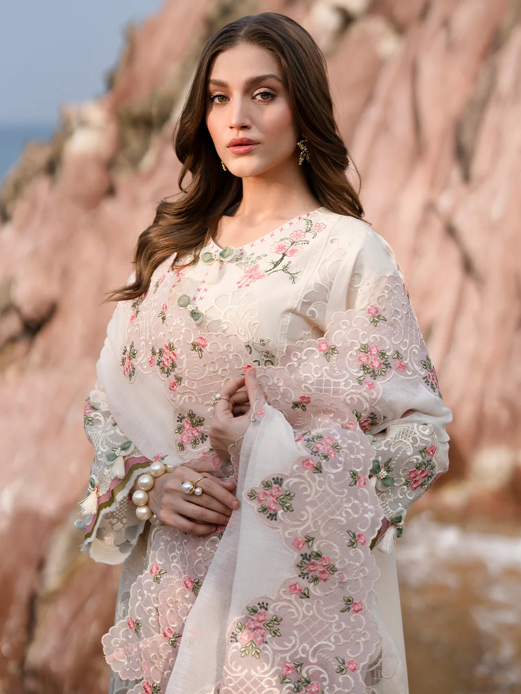 Sirene | Mahnur Luxury Lawn | 3-PC