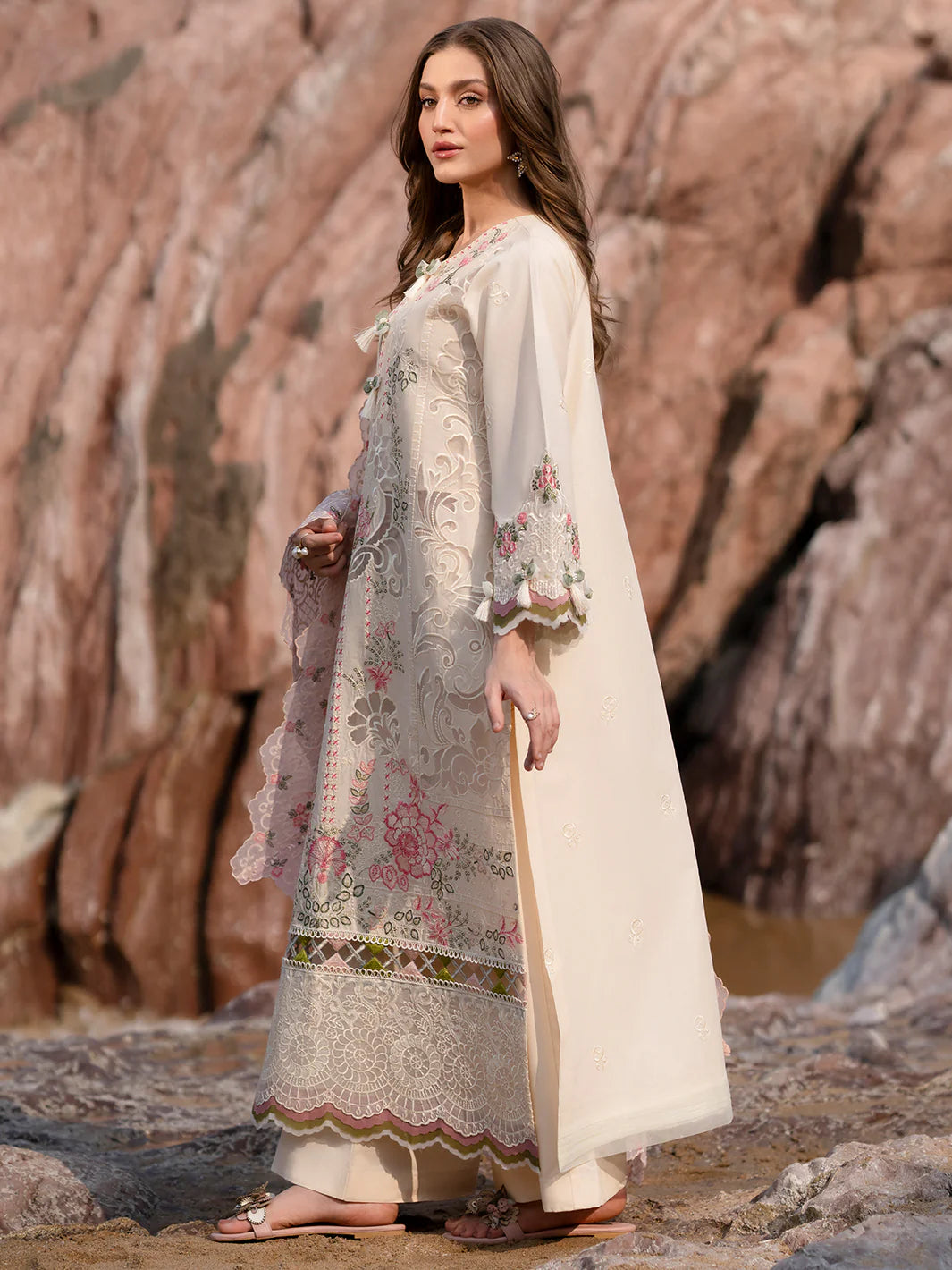 Sirene | Mahnur Luxury Lawn | 3-PC