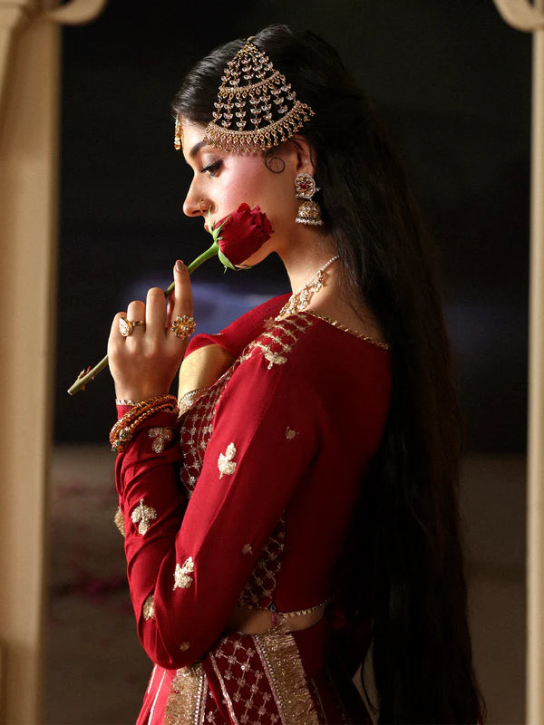 Pakeezah | Luxury | Mahnur