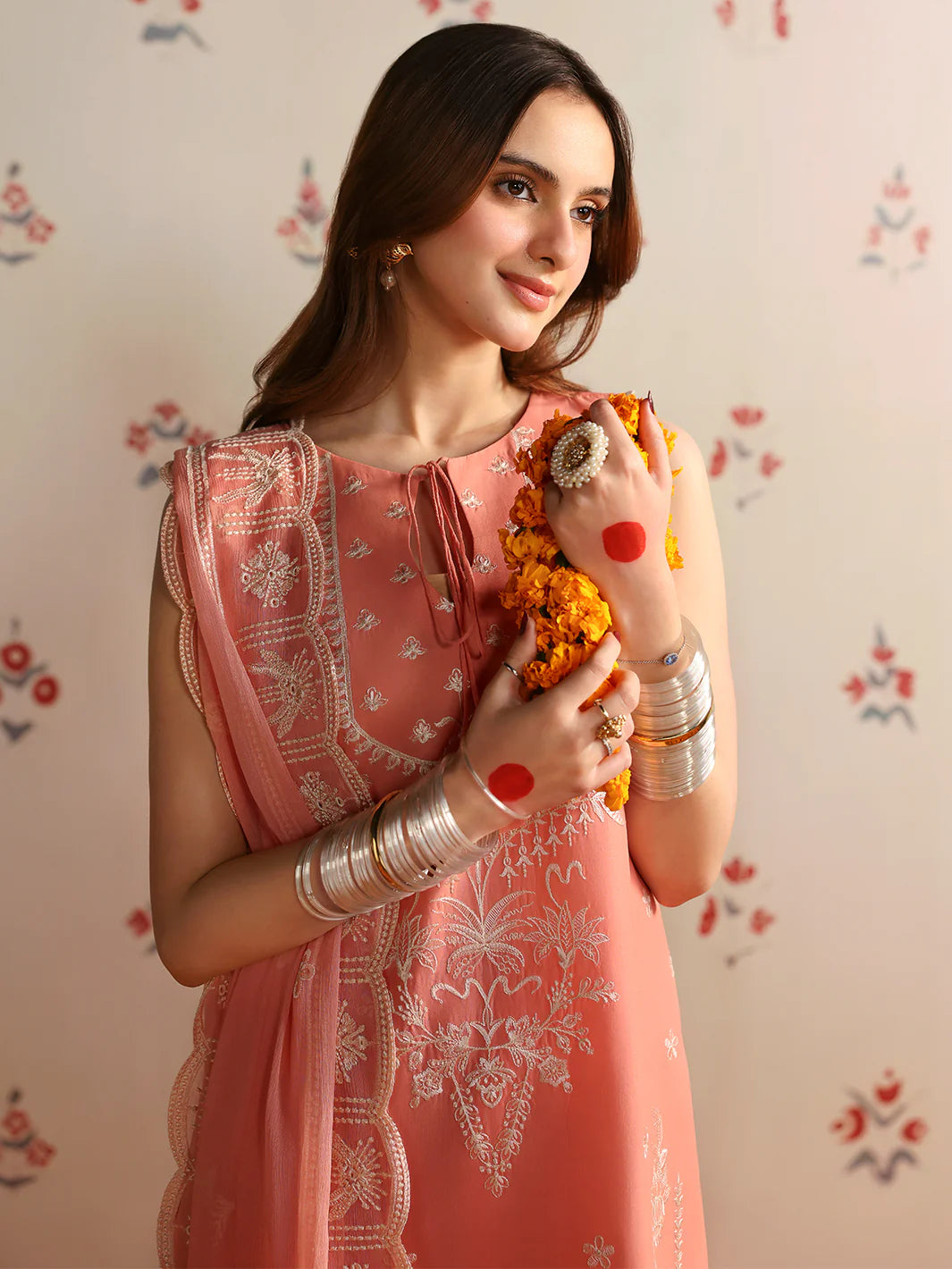 Angan | Mahnur Luxury Embroidered Lawn | 3PC