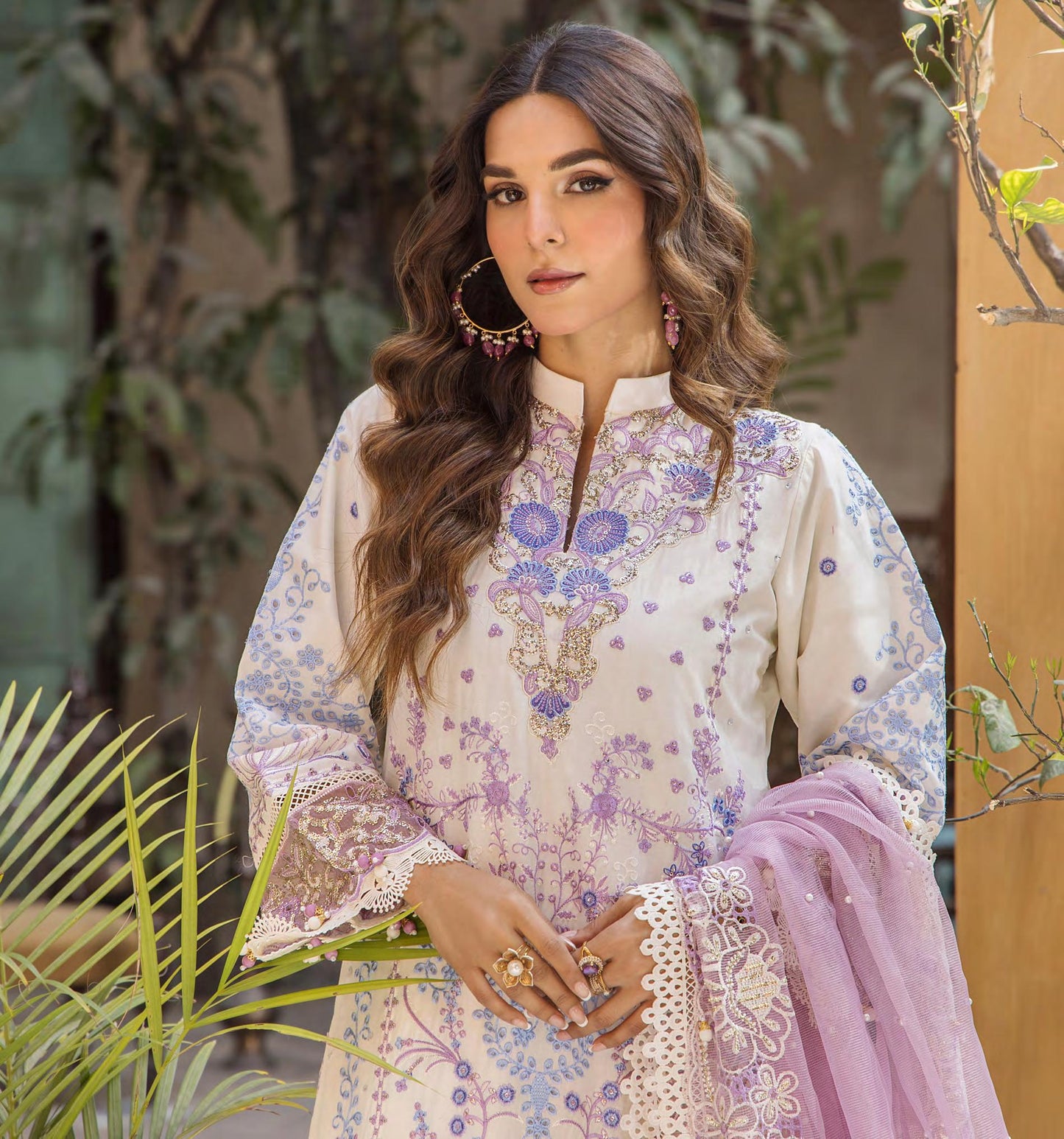 Eshaisha Luxury Lawn 3-PC