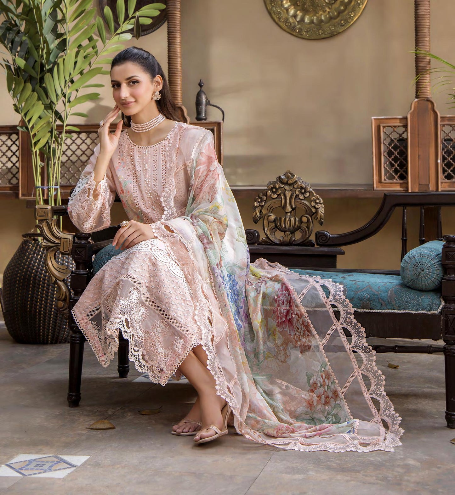 Eshaisha Luxury Lawn 3-PC