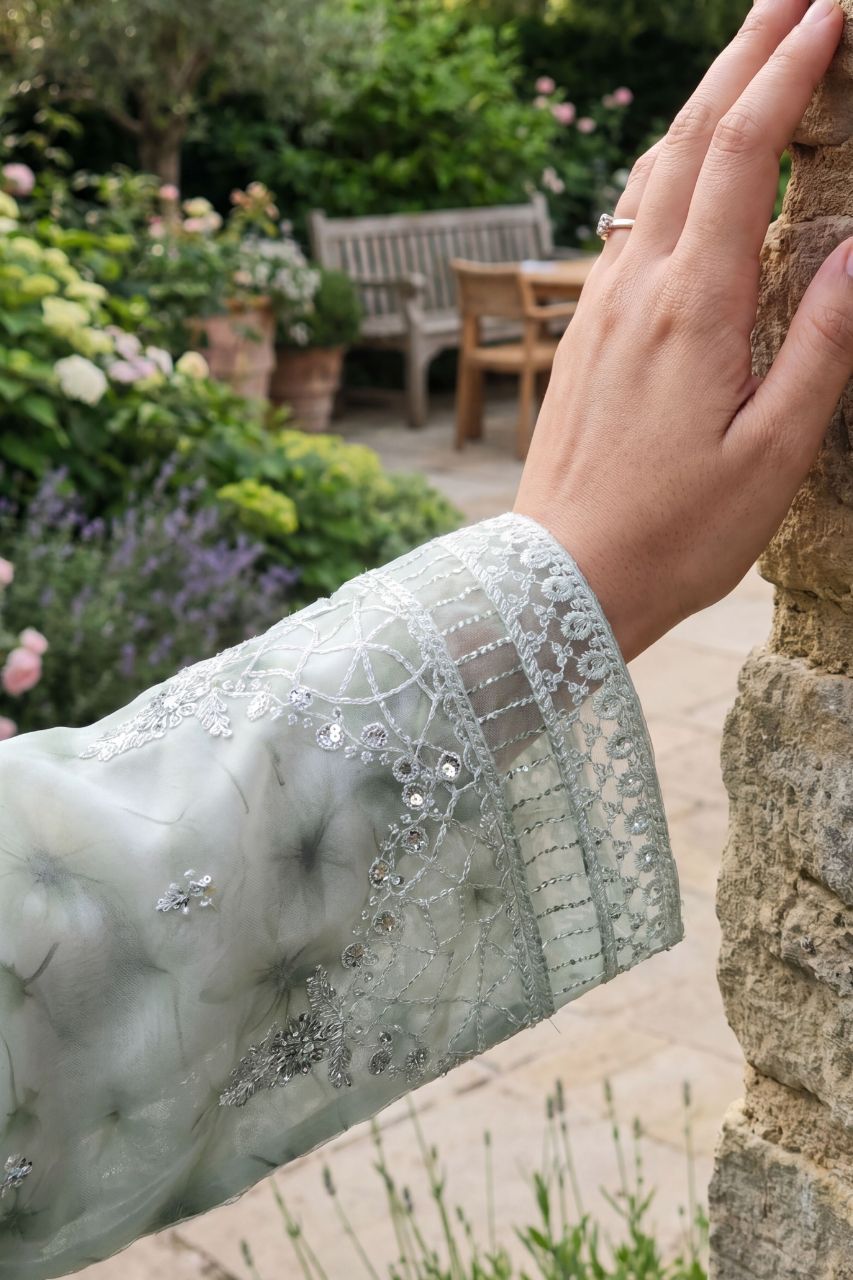 Misha By Dressline | Organza Volume