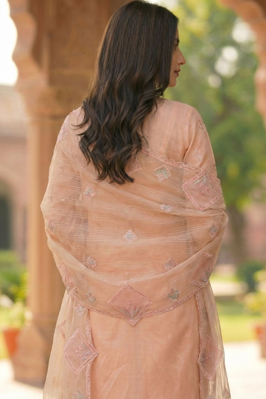Sahil  | Dressline | Fatima Bano