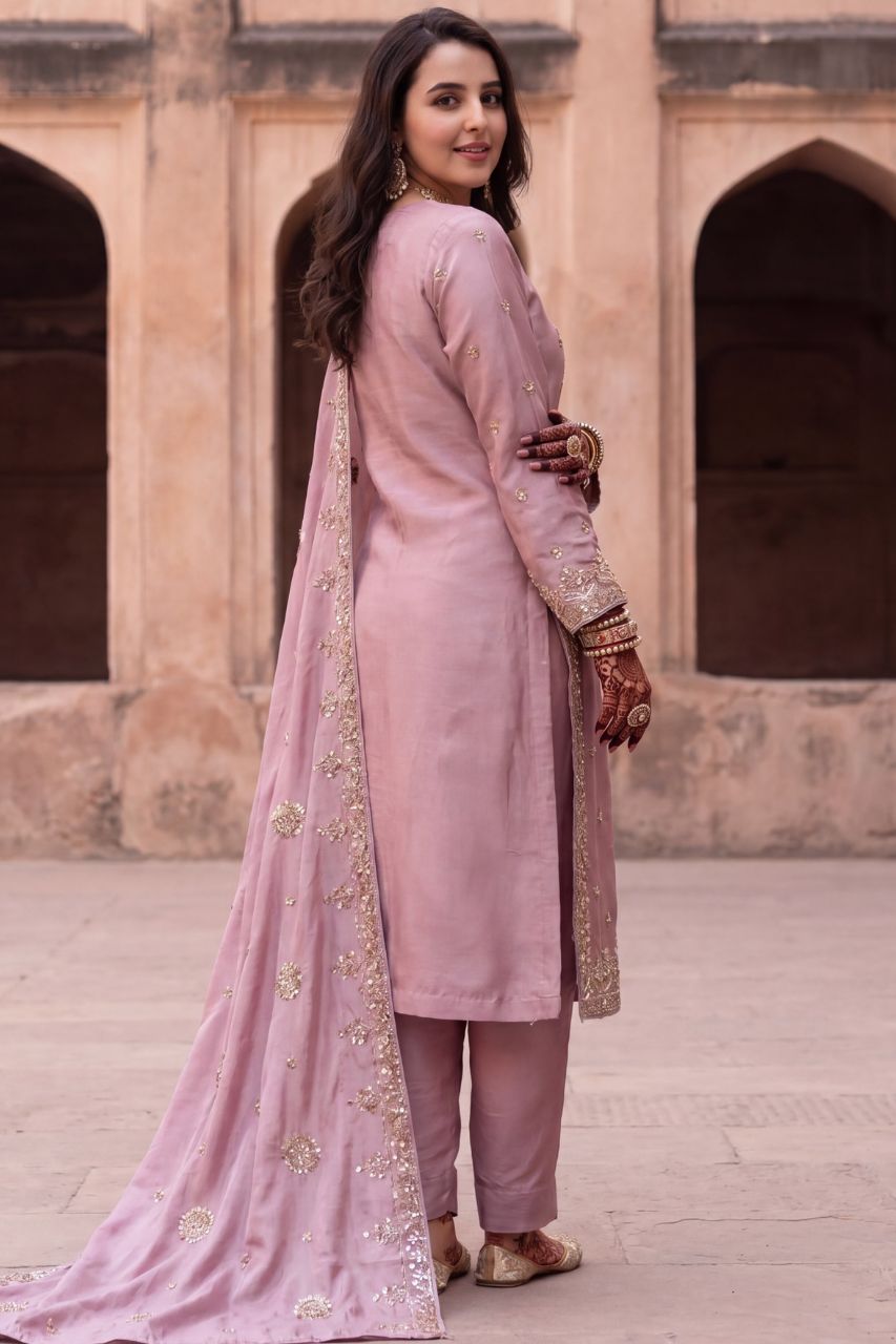 Fatima Bano By Aroob | Dressline | Lava Silk
