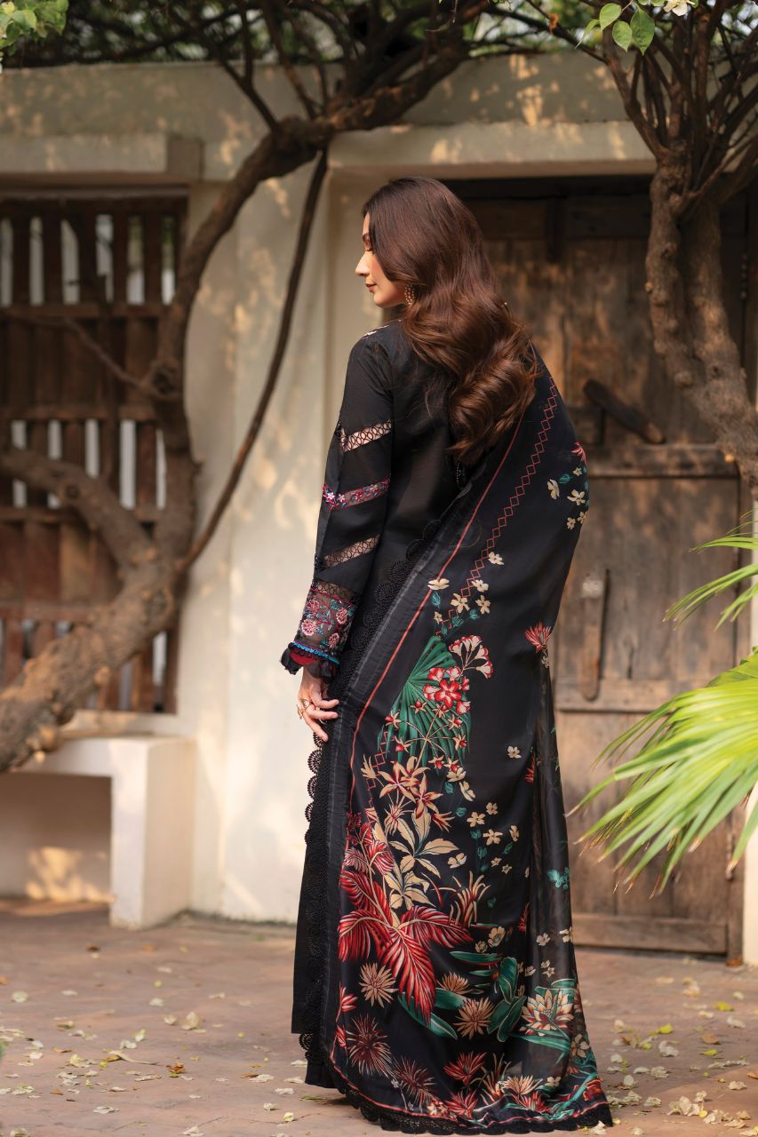 Angan By Mahnur | Lawn'26