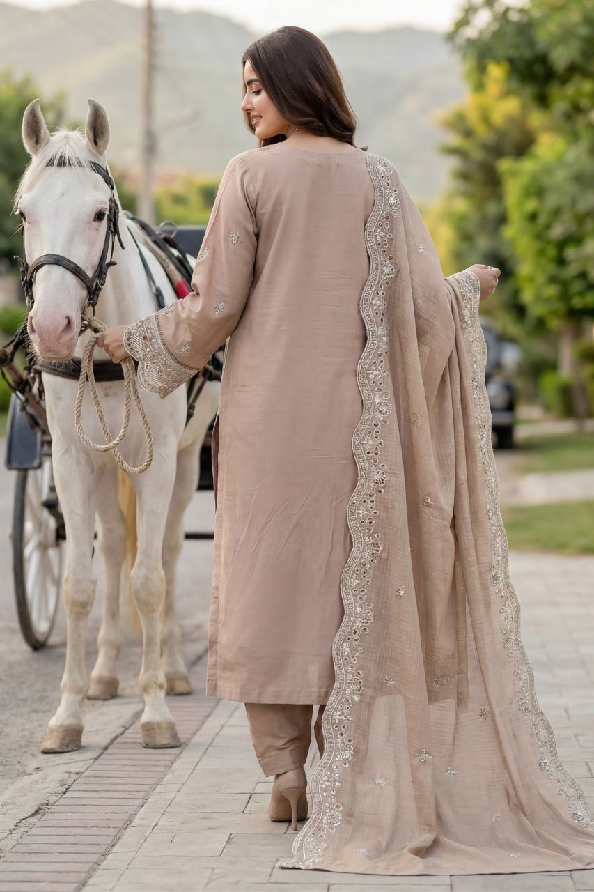 Zaib-o-Zeenat By Wada | Dresslien | Lawn