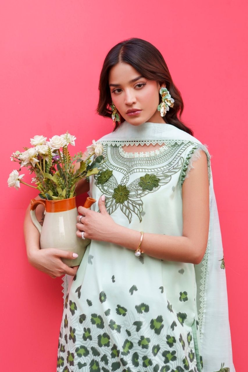 Azmir By Parishay Luxury | Lawn'26