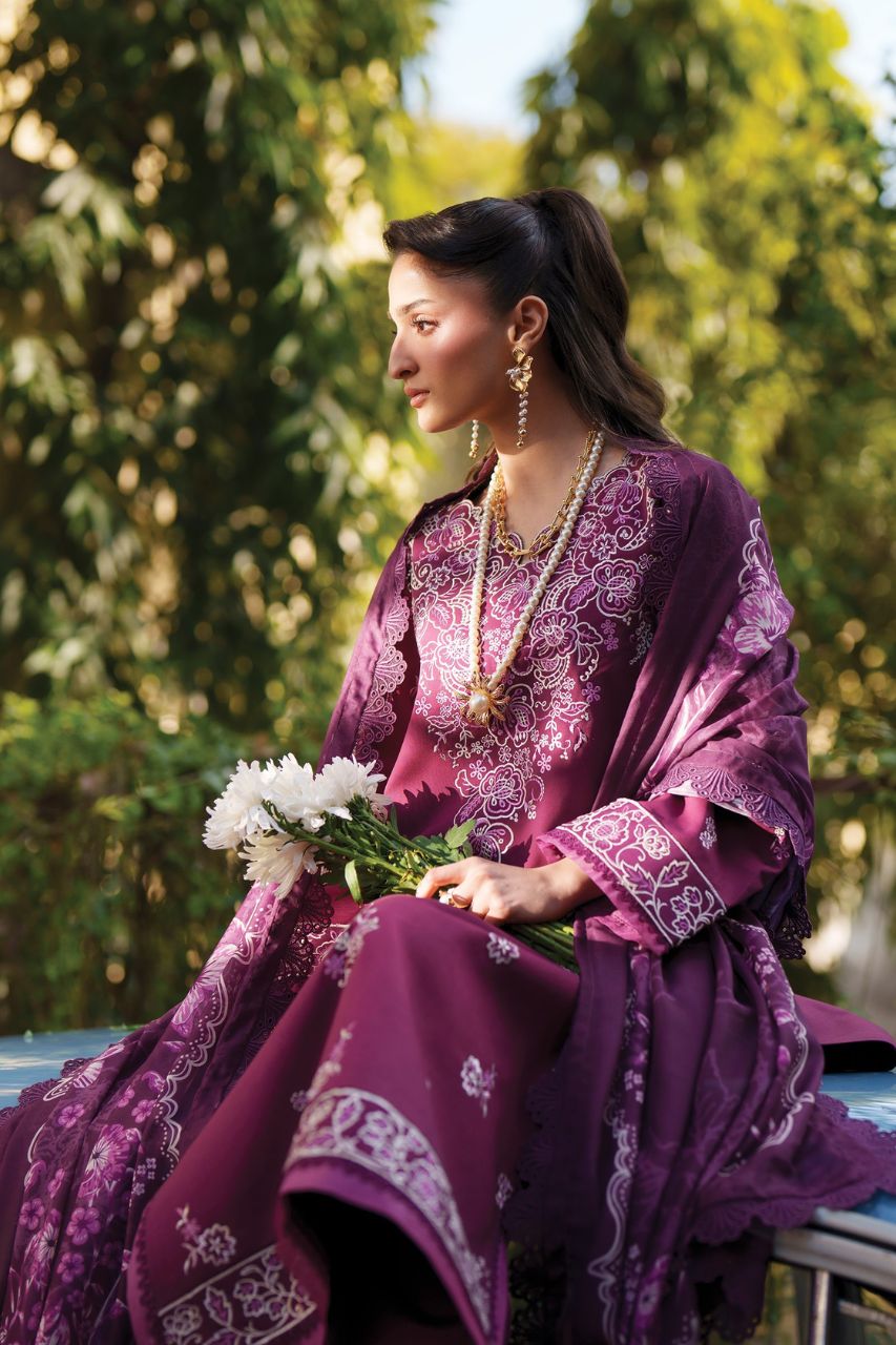 Fiona By Mahnur | Lawn'26