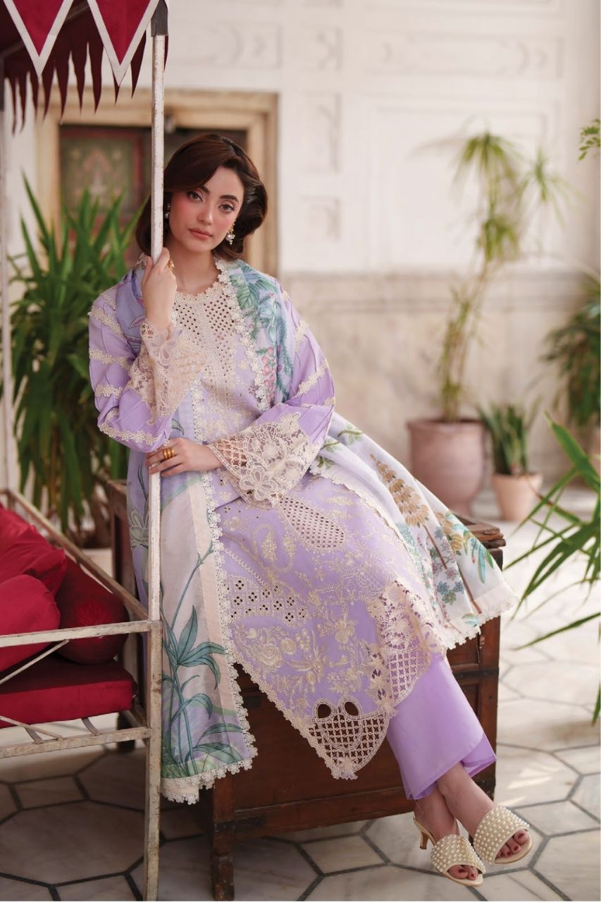 Nilofer By Mahnur | Lawn'26