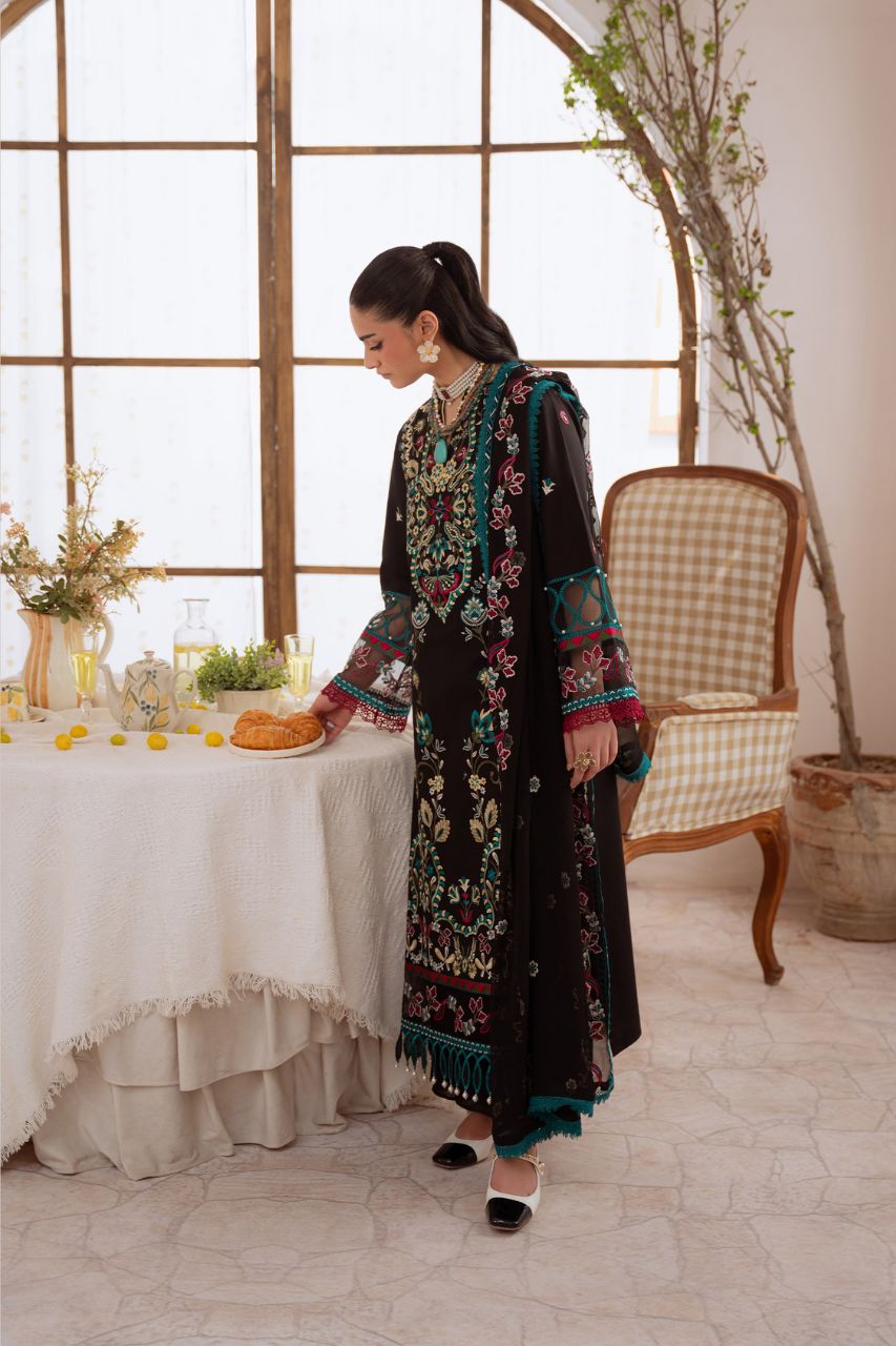 Shanaya By Mahnur | Lawn'26