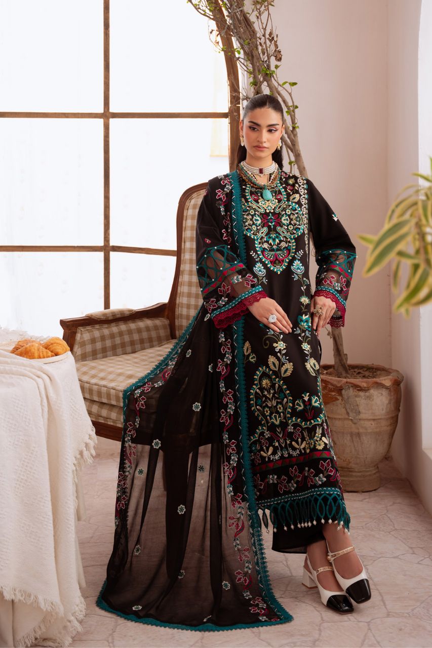 Shanaya By Mahnur | Lawn'26