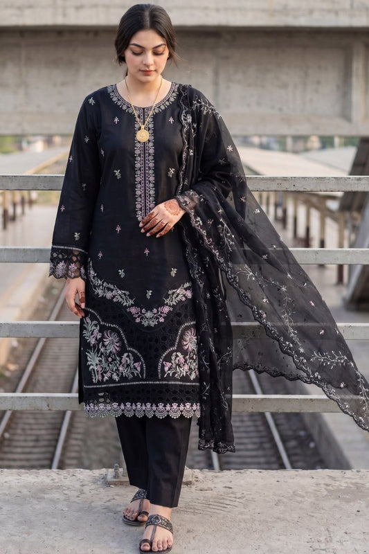 Zaib-o-Zeenat By Khuwab | Dressline | Lawn