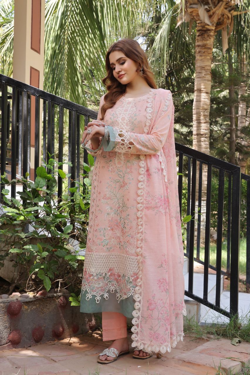 Fatima Bano | Dressline | Satrangi