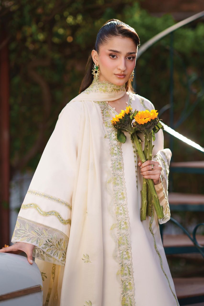 Fiona By Mahnur | Lawn'26
