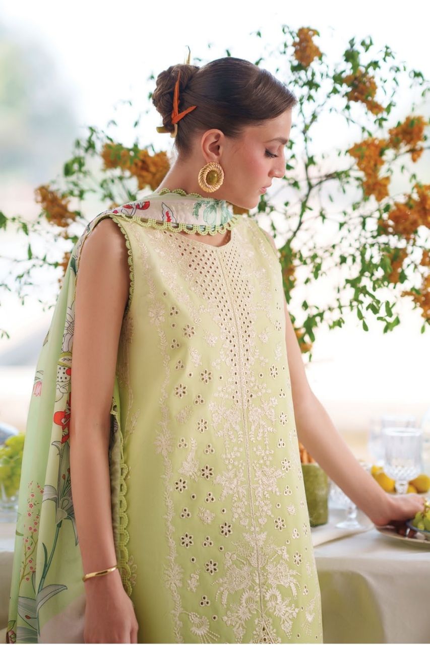 Nilofer By Mahnur | Lawn'26