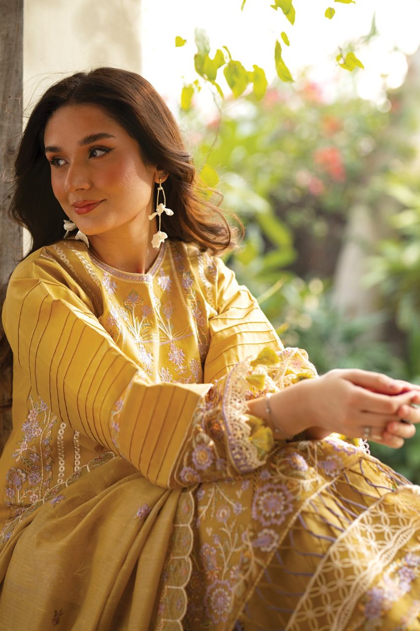 Angan By Mahnur | Lawn'26