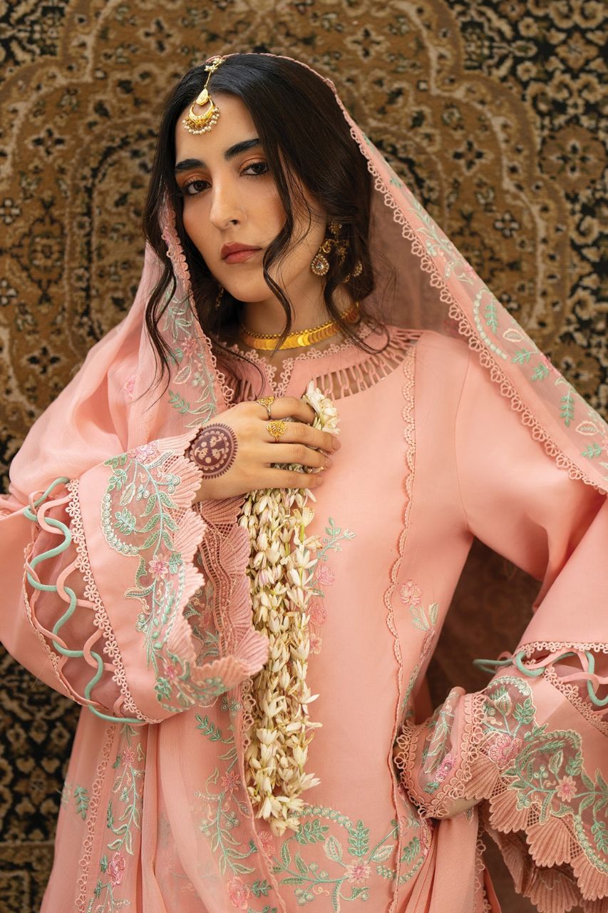 Satrangi By Mahnur | Lawn'26