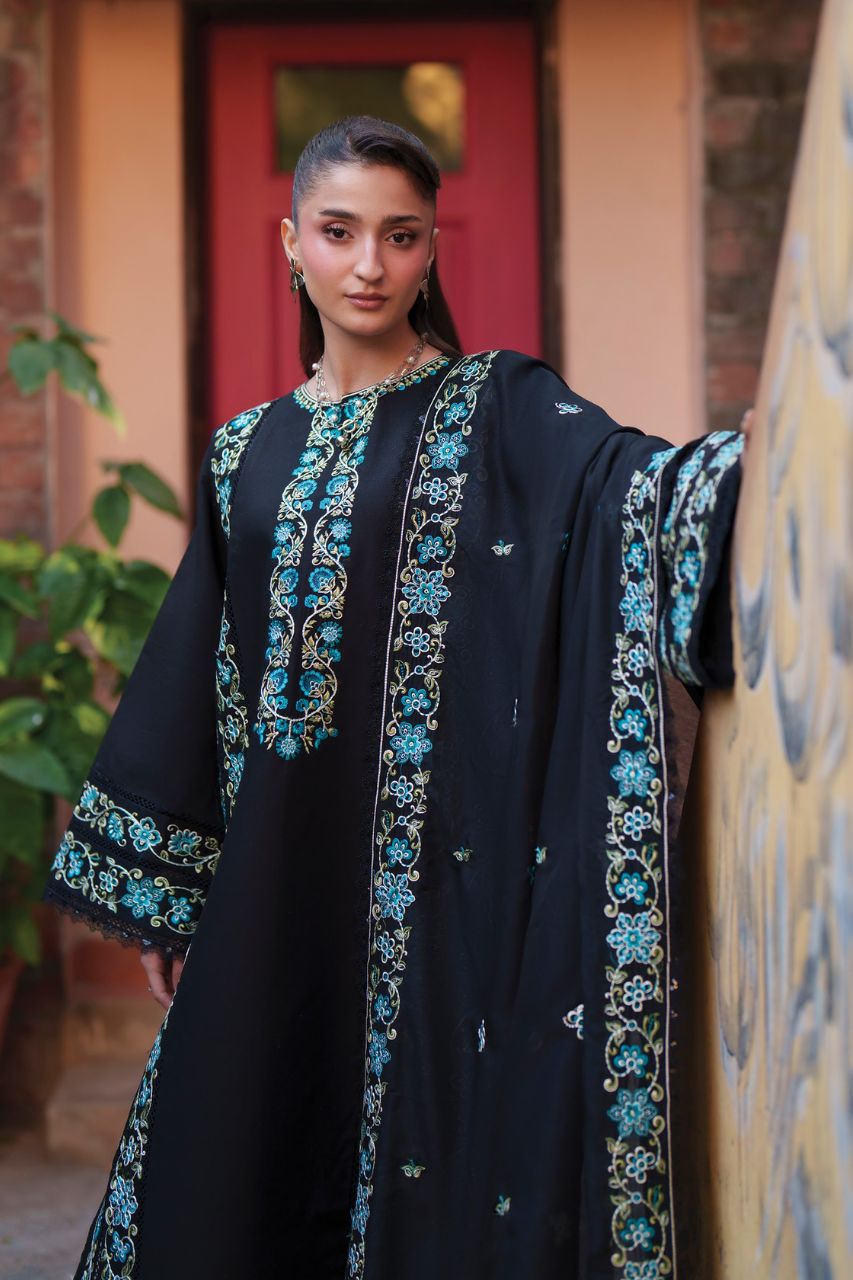 Fiona By Mahnur | Lawn'26