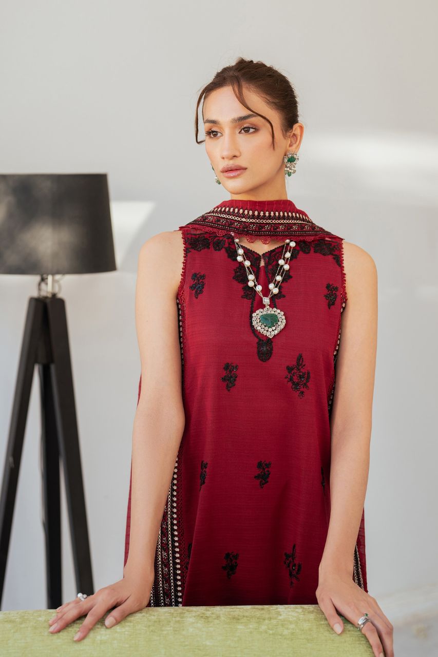 Sera By Mahnur | Lawn'26