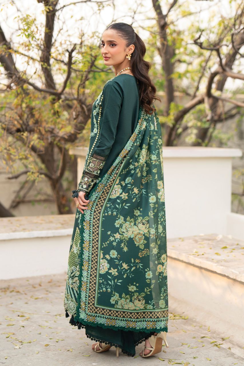 Angan By Mahnur | Lawn'26