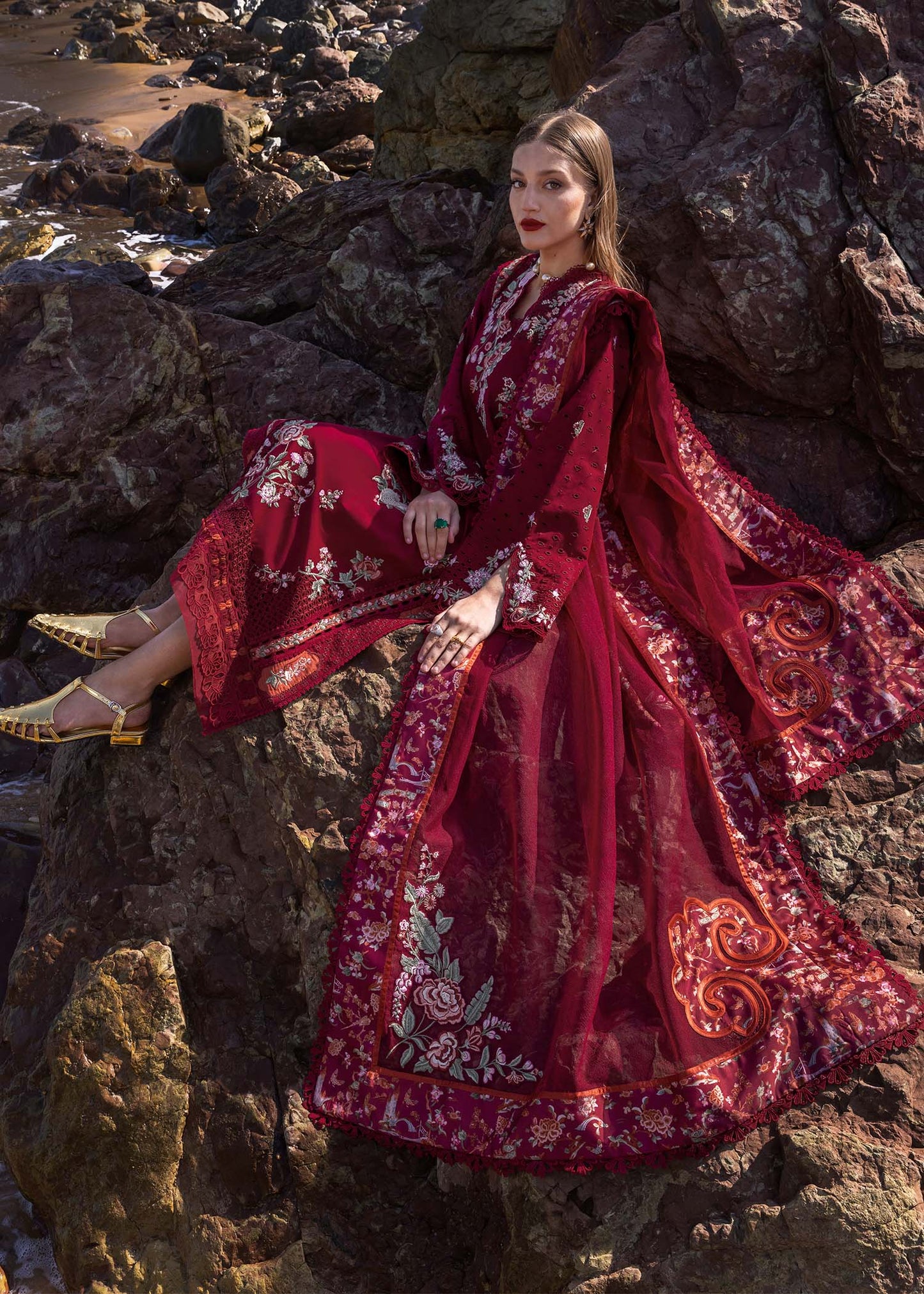 Crimson | Luxury Lawn