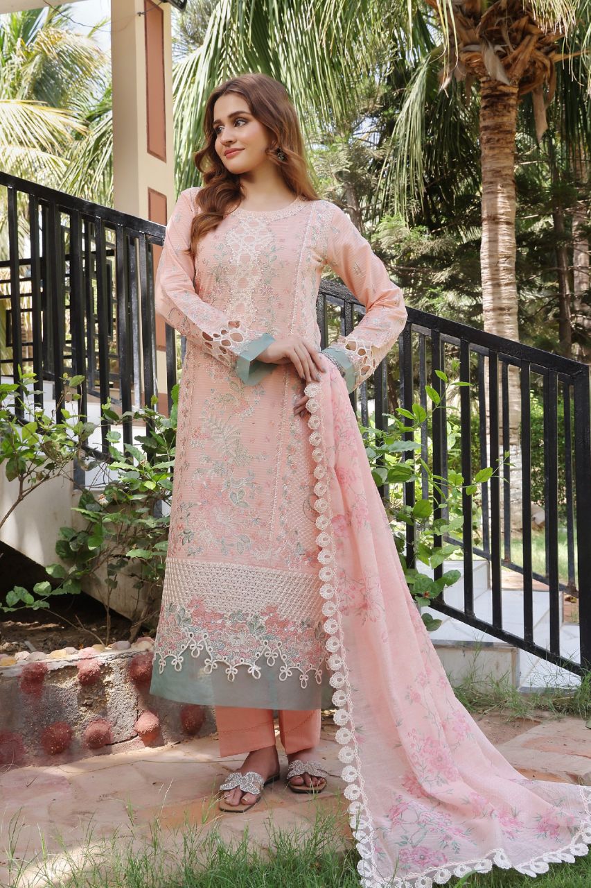 Fatima Bano | Dressline | Satrangi