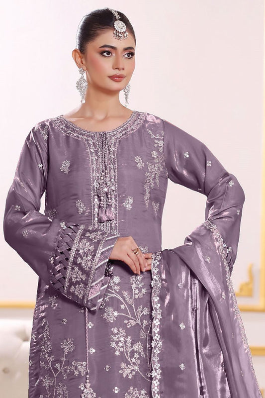 Fatima Bano | Dressline | Singhar Sheesha Silk