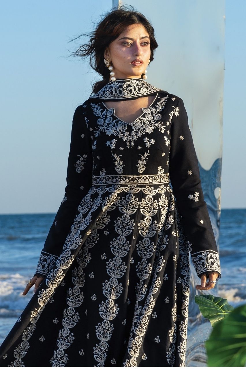 Sirene By Mahnur | Lawn'26