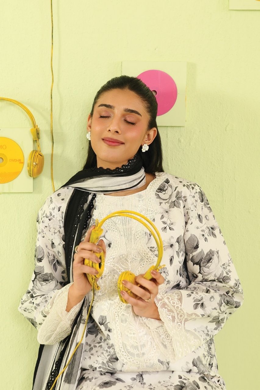 Anaya By Mahnur Vol-2 | Lawn'26