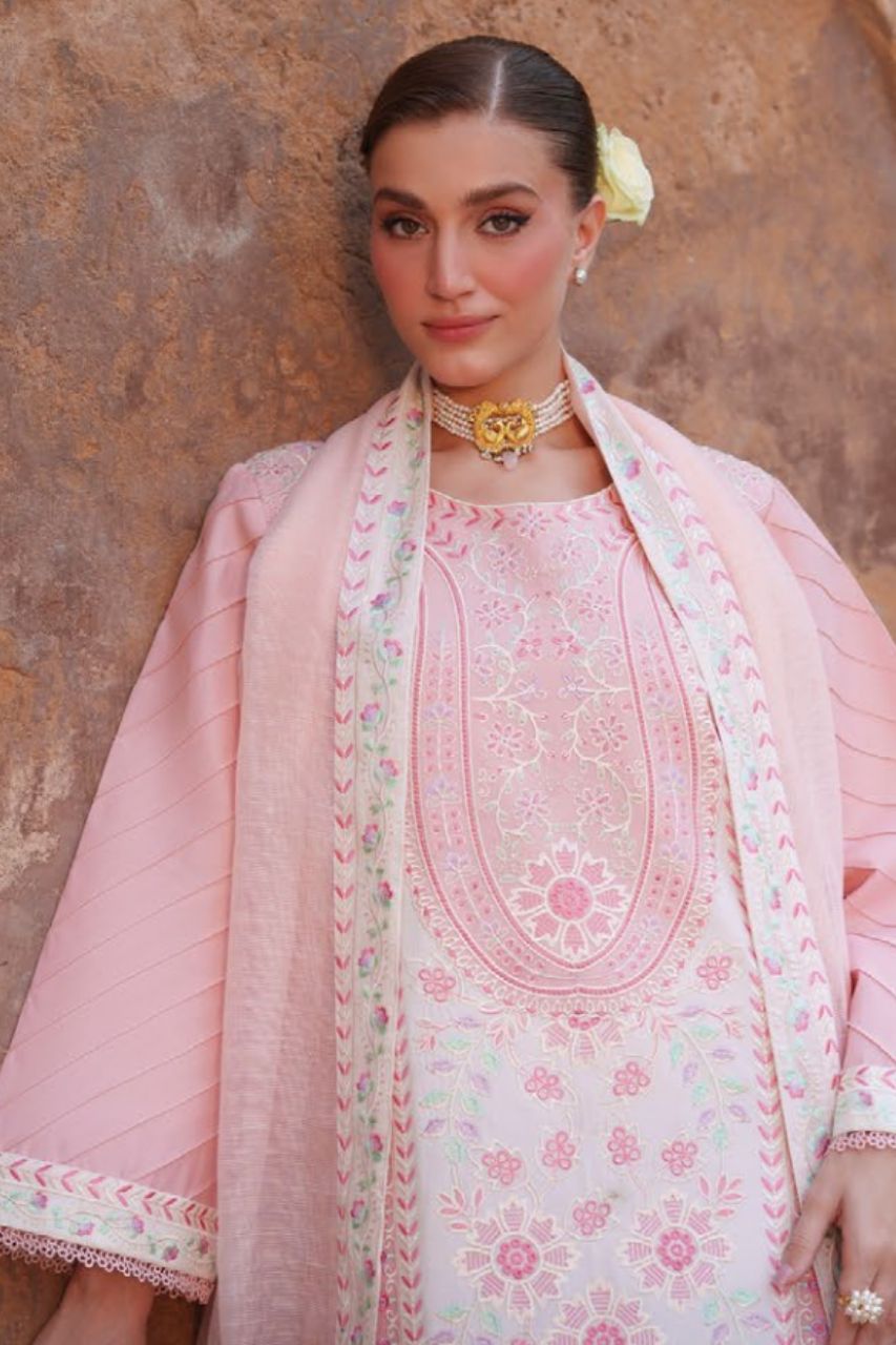 Nilofer By Mahnur | Lawn'26