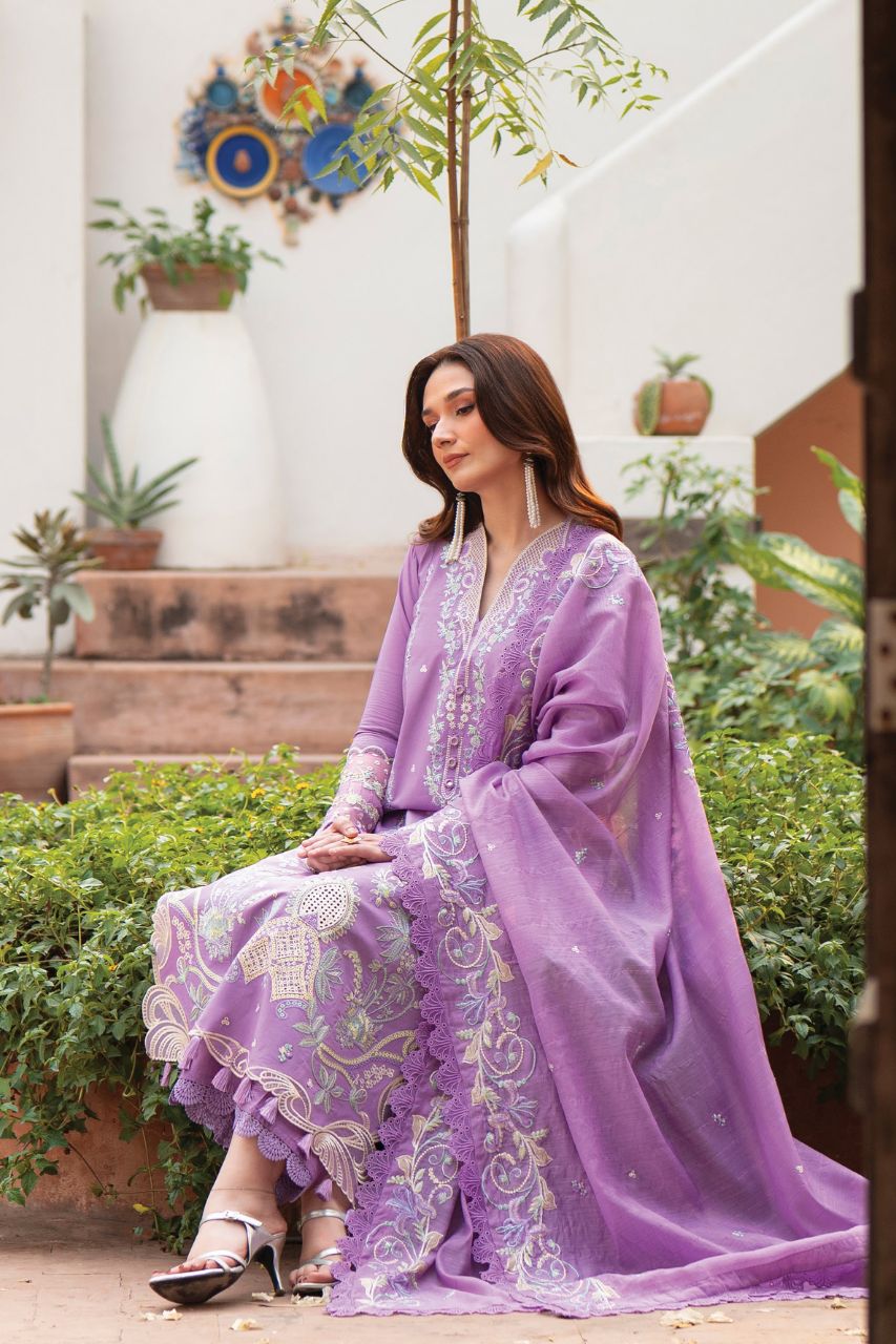 Angan By Mahnur | Lawn'26