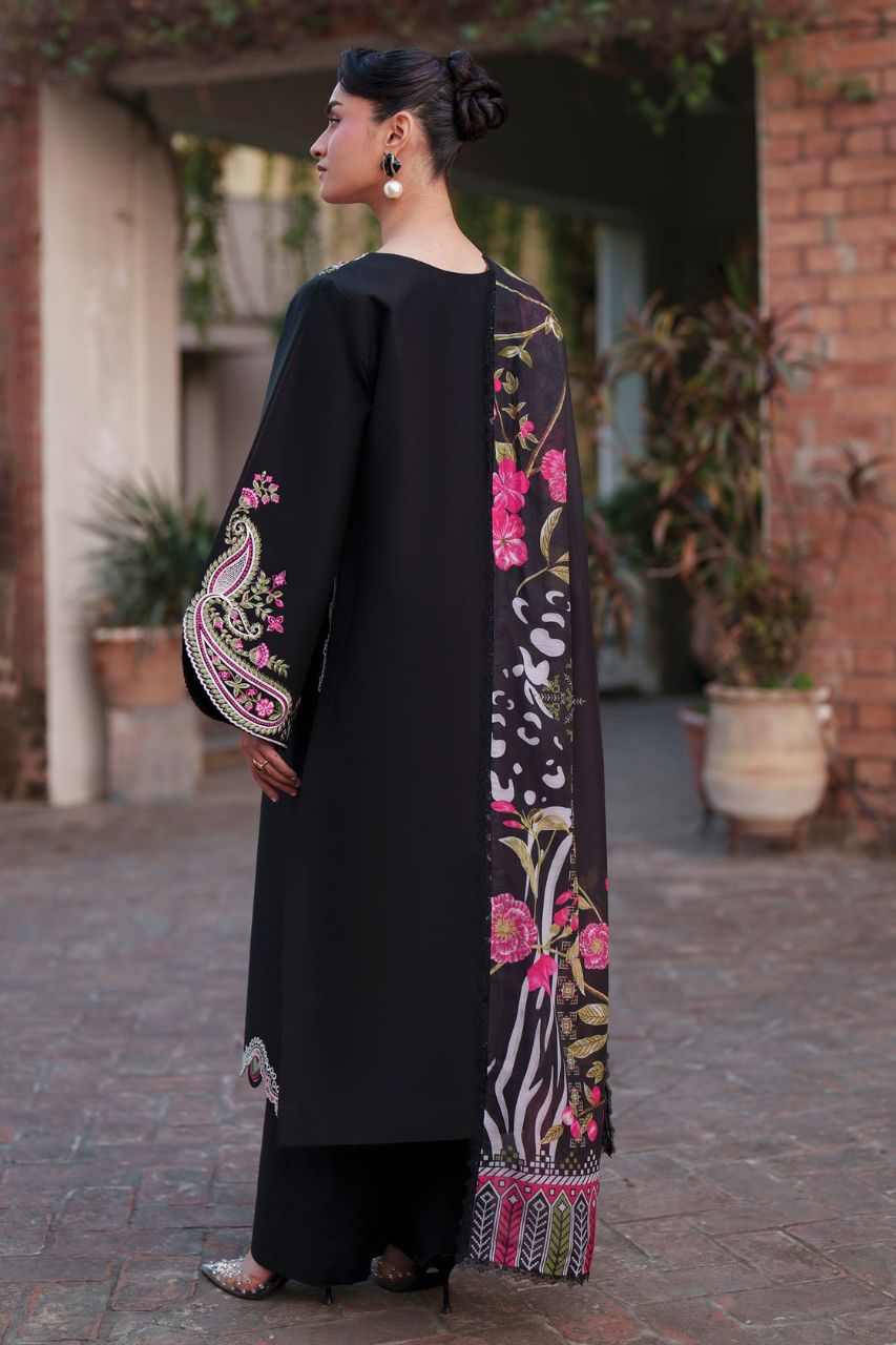 Fiona By Mahnur | Lawn'26