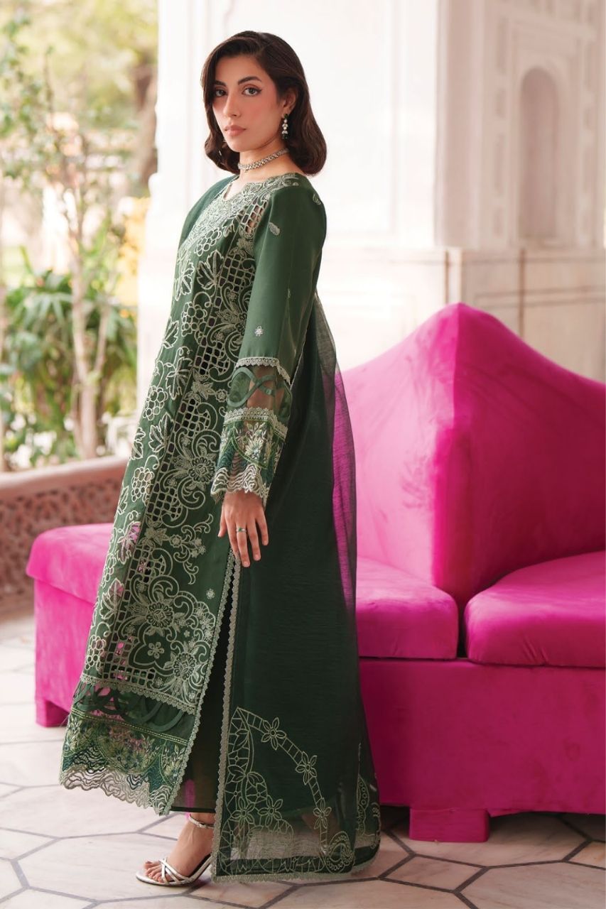 Nilofer By Mahnur | Lawn'26
