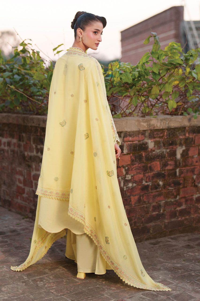 Fiona By Mahnur | Lawn'26