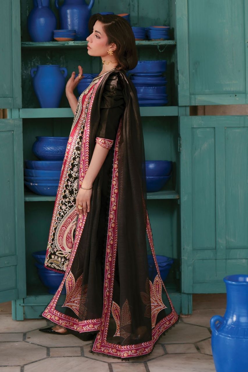 Nilofer By Mahnur | Lawn'26