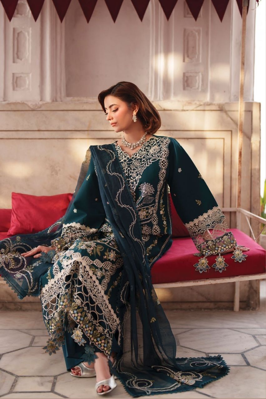 Nilofer By Mahnur | Lawn'26