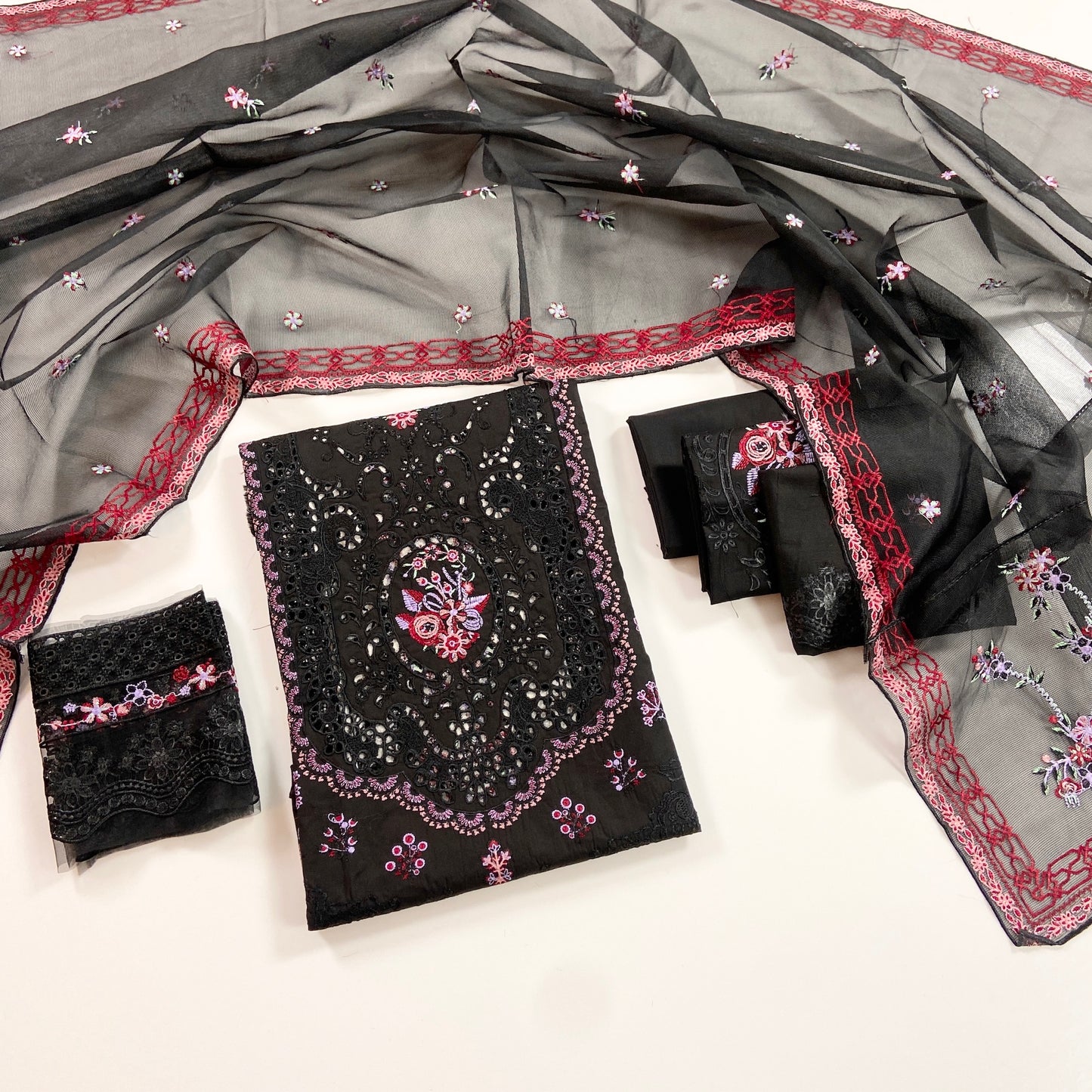 Bin Ilyas Luxury Embroidered Lawn Collection 3PC