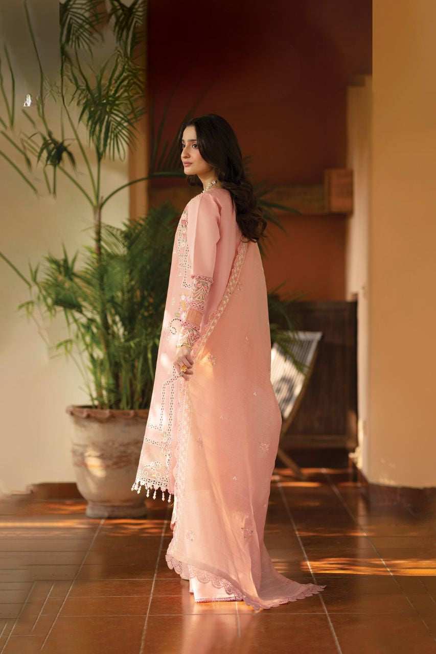 Angan By Mahnur | Lawn'26