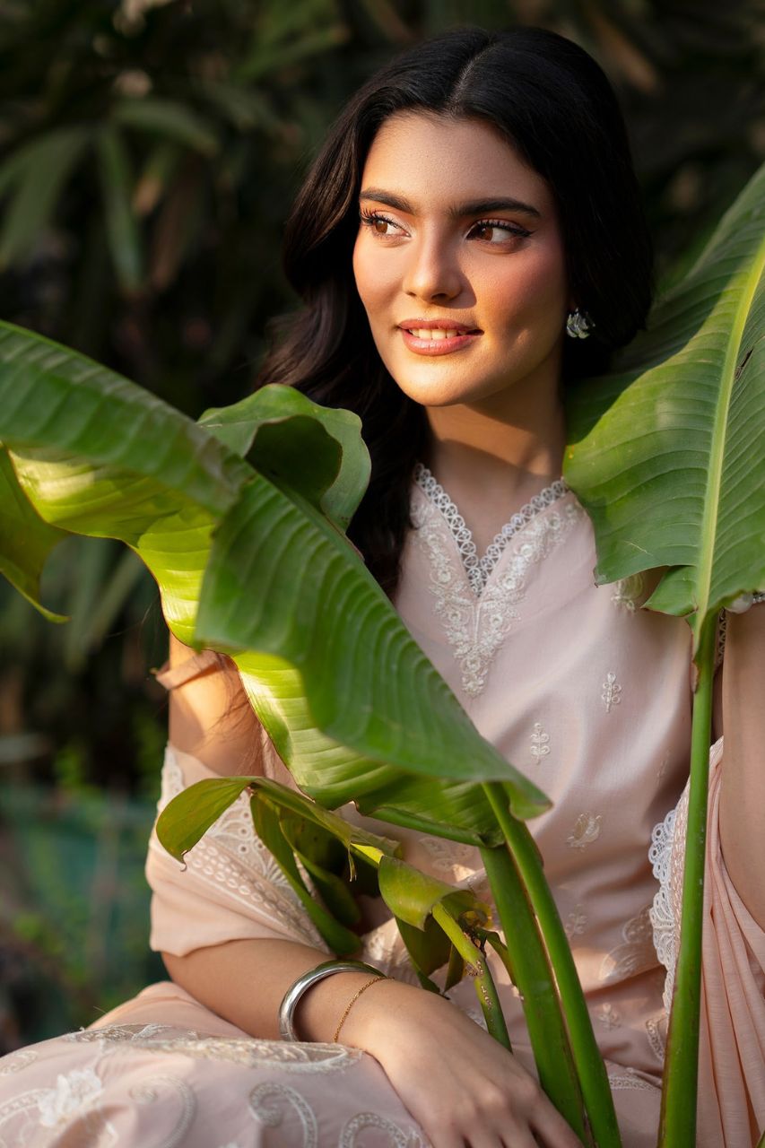 Ember By Mahnur | Lawn'26