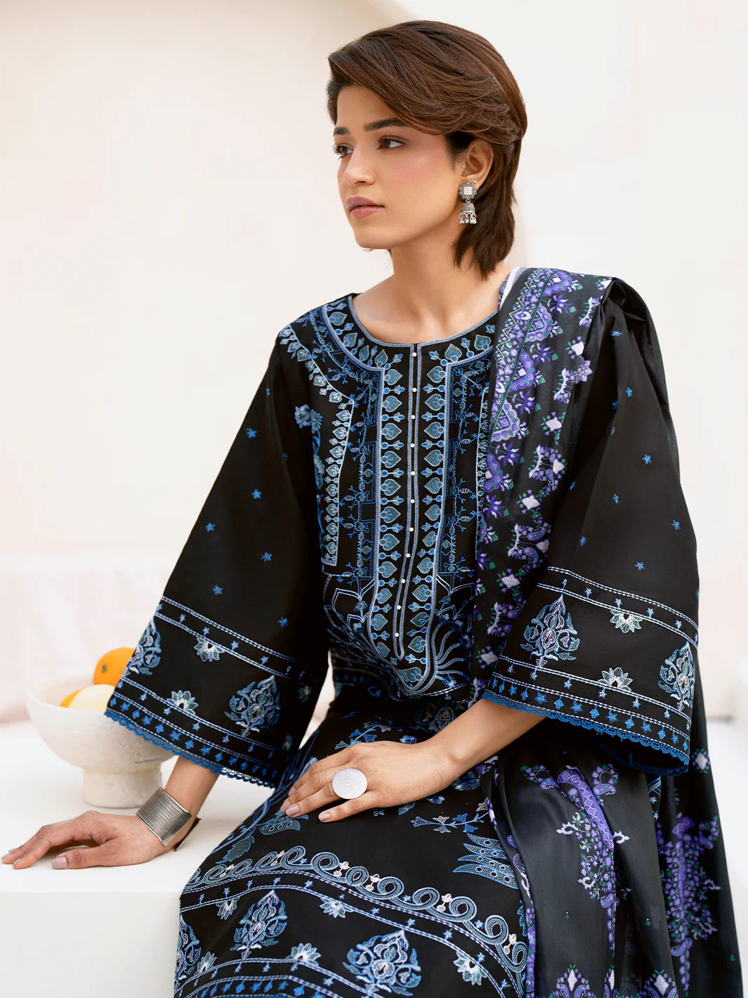 Aina by Bin Ilyas luxury Lawn 3-PC