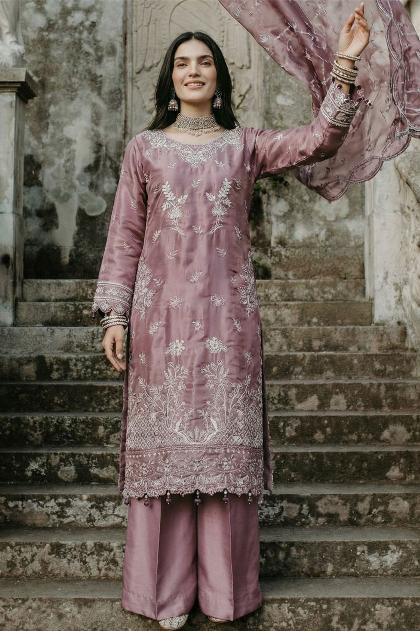 Kashvi | Zaib-o-Zeenat | Emb Shisha Silk-3PC