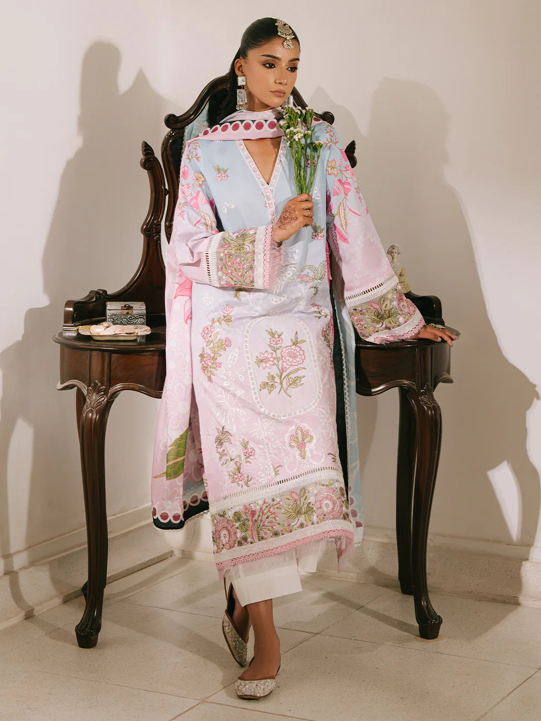 Shanaya | Mahnur Luxury Lawn