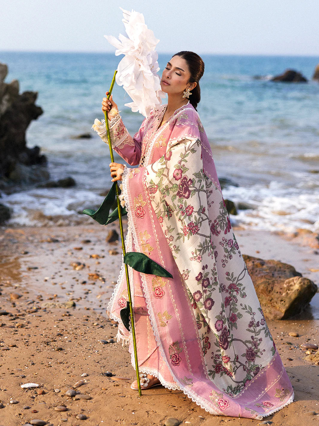 Sirene | Mahnur Luxury Lawn | 3-PC