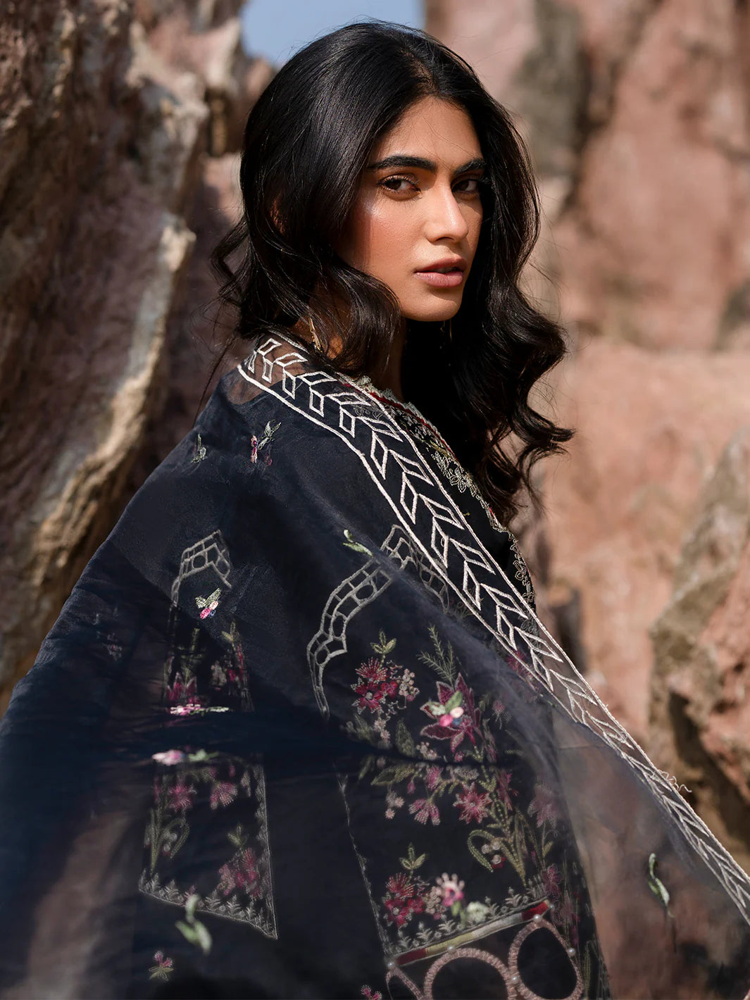 Sirene | Mahnur Luxury Lawn | 3-PC
