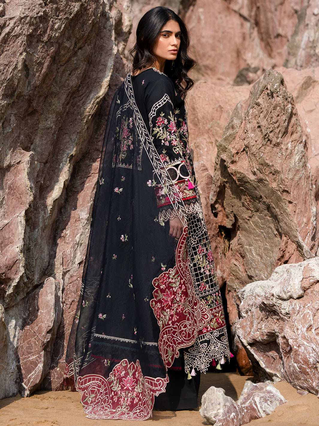 Sirene | Mahnur Luxury Lawn | 3-PC