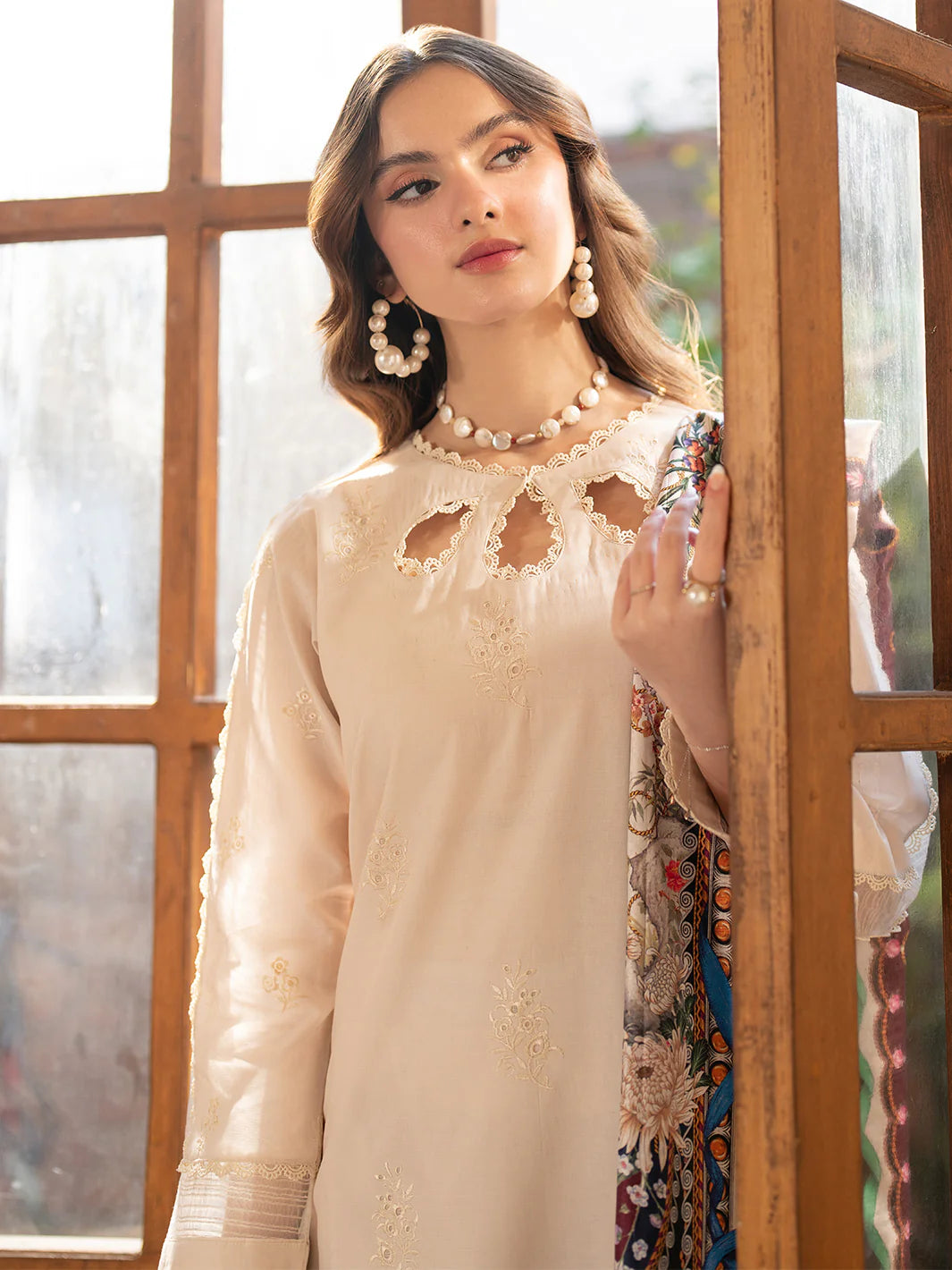 Stella | Mahnur Luxury Lawn | 3PC