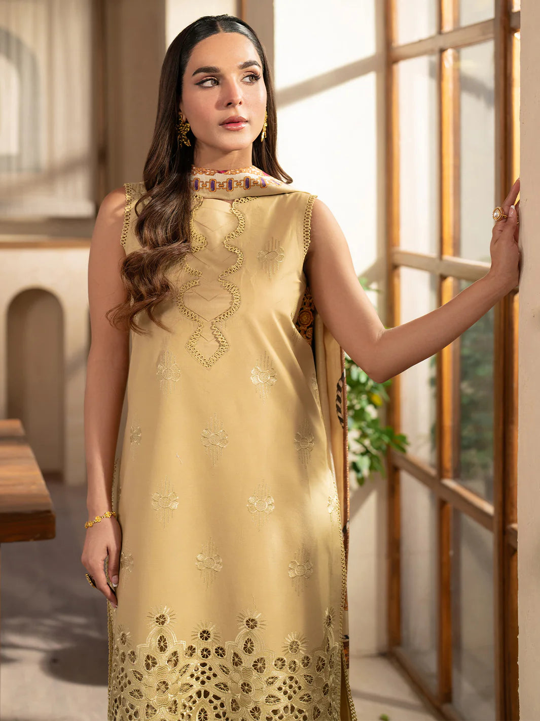 Stella | Mahnur Luxury Lawn | 3PC