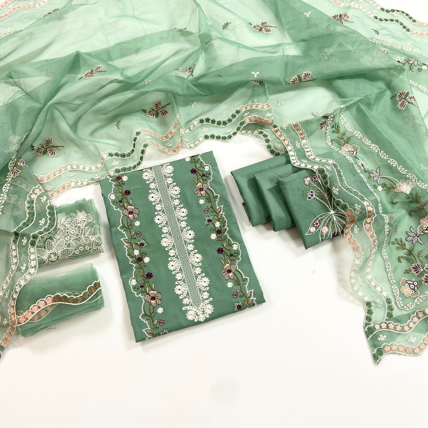 Aneelas Luxury Embroidered Lawn Collection 3PC