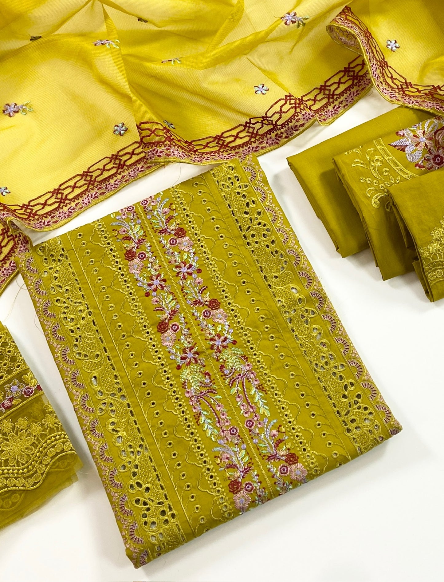 Bin Ilyas Luxury Embroidered Lawn Collection 3PC